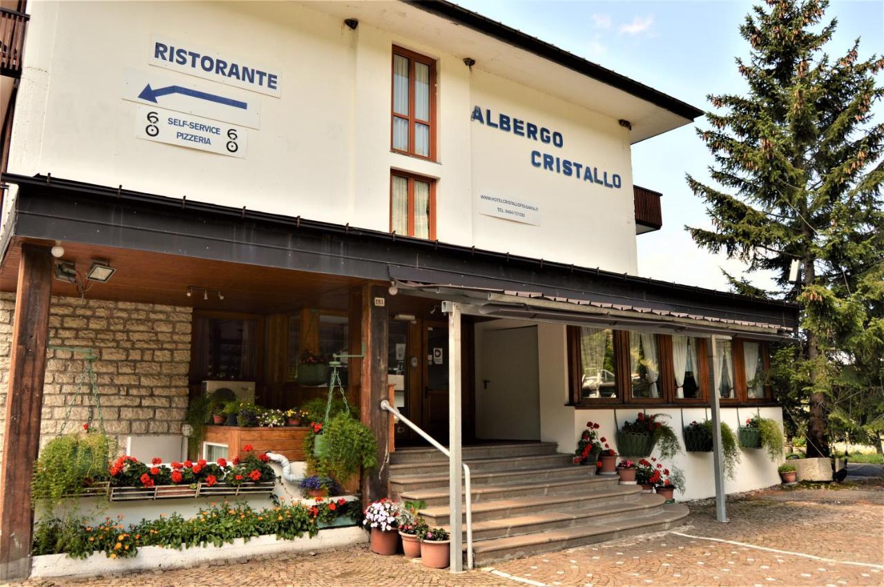 Hotel Cristallo Folgaria Exterior photo
